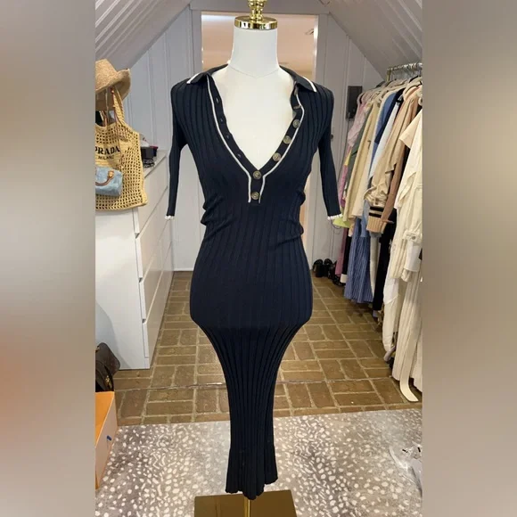 Showpo Dress - Picture 3 of 6